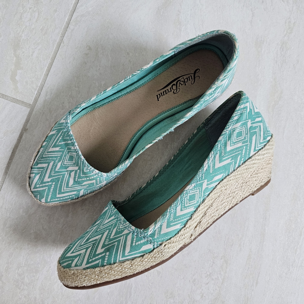 Lucky Brand Green Espadrilles with Chevron Pattern, Size 5.5
